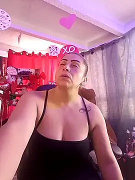 Snapshot of maynor_1998 chatting on 03/21/26, 08:57 maynor 1998 online show from 03/21/26, 08:57