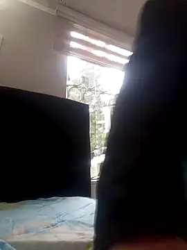 Snapshot of maynor_1998 chatting on 04/16/26, 11:55 maynor 1998 online show from 04/16/26, 11:55