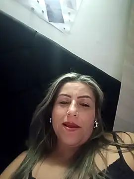 Snapshot of maynor_1998 chatting on 03/09/26, 02:26 maynor 1998 online show from 03/09/26, 02:26