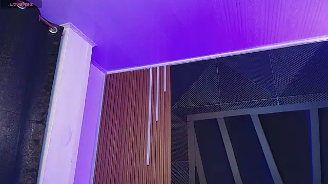 Hanna Becker  online show from 02/19/26, 11:29