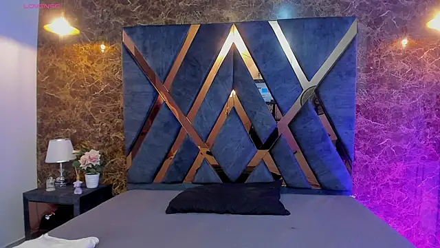 Hanna Becker  online show from 03/28/26, 11:22