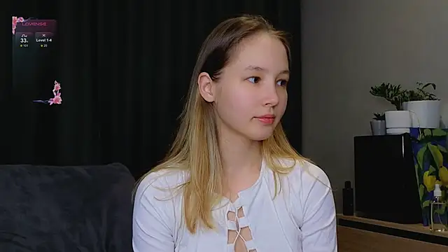 Snapshot of y0ur_sunshinee chatting on 02/26/26, 09:59 y0ur sunshinee online show from 02/26/26, 09:59