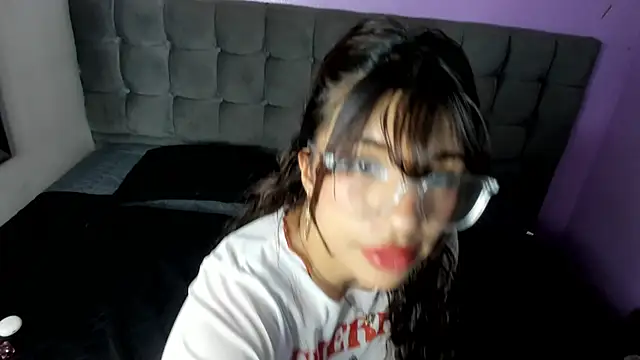 Snapshot of Katty_Kiiss_ chatting on 02/05/26, 03:46 Katty Kiiss online show from 02/05/26, 03:46