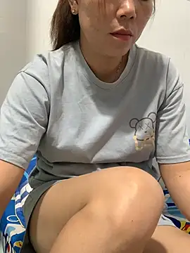 Baby-lovely69 online show from 04/02/26, 11:17