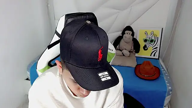 Black diamondd  online show from 02/07/26, 02:03