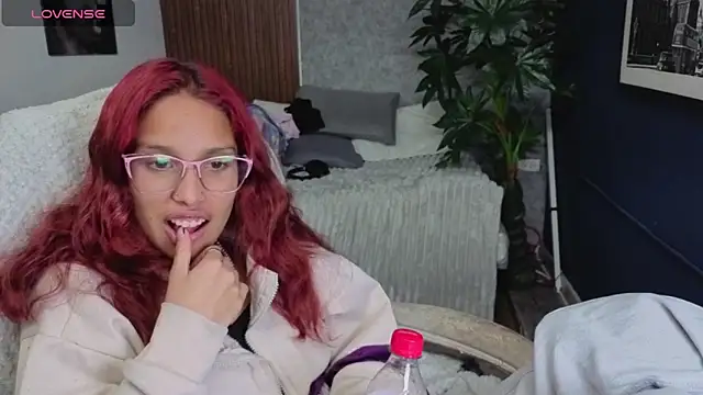 saphire  online show from 04/05/26, 01:23