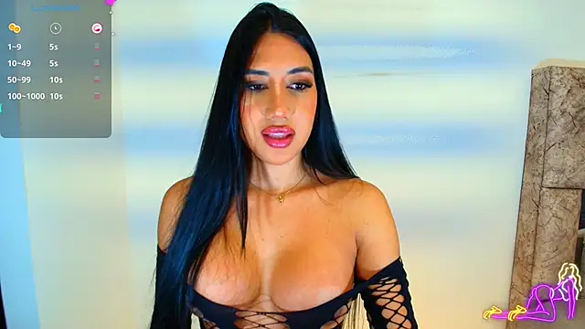 Snapshot of sexysaradoll_x chatting on 02/02/26, 10:09 sexysaradoll x online show from 02/02/26, 10:09