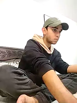 UmamiPorcus online show from 02/23/26, 01:44