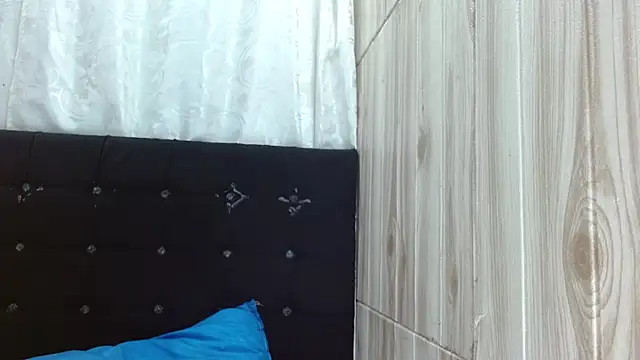 Snapshot of Camil4_milf_1 chatting on 02/06/26, 02:07 Camil4 milf 1 online show from 02/06/26, 02:07