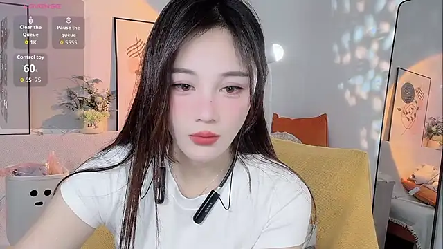 Lisa-295188 online show from 03/17/26, 07:00