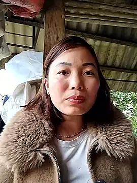 Snapshot of Ella-aa chatting on 02/07/26, 04:53 Ella-aa online show from 02/07/26, 04:53