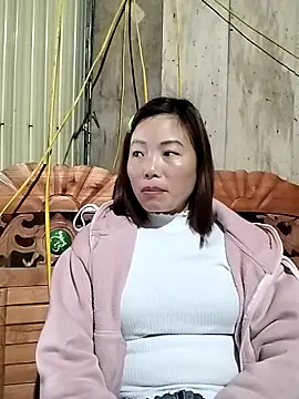 Ella-aa online show from 03/08/26, 02:04