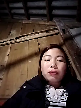 Snapshot of Ella-aa chatting on 02/08/26, 10:57 Ella-aa online show from 02/08/26, 10:57