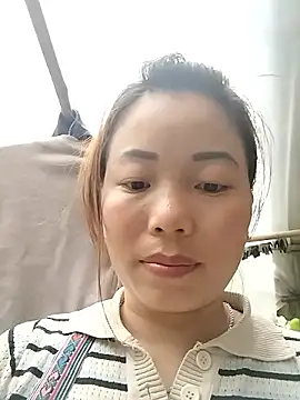 Snapshot of Ella-aa chatting on 02/25/26, 10:15 Ella-aa online show from 02/25/26, 10:15