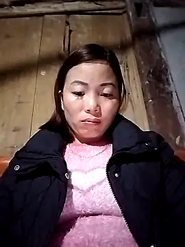 Snapshot of Ella-aa chatting on 02/04/26, 12:55 Ella-aa online show from 02/04/26, 12:55