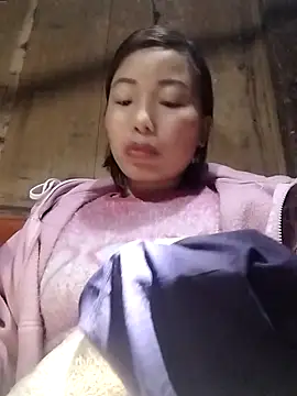 Snapshot of Ella-aa chatting on 02/09/26, 12:47 Ella-aa online show from 02/09/26, 12:47