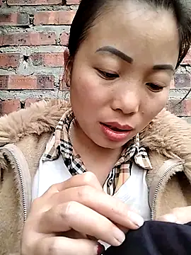 Snapshot of Ella-aa chatting on 02/24/26, 07:42 Ella-aa online show from 02/24/26, 07:42