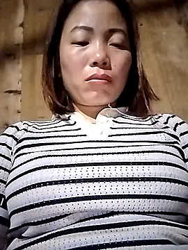 Snapshot of Ella-aa chatting on 02/24/26, 10:10 Ella-aa online show from 02/24/26, 10:10