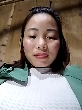 Snapshot of Ella-aa chatting on 02/18/26, 07:49 Ella-aa online show from 02/18/26, 07:49