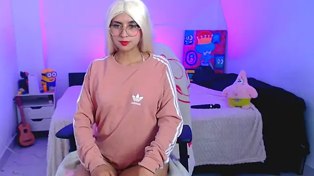 Eimy Brunet  online show from 02/22/26, 06:16