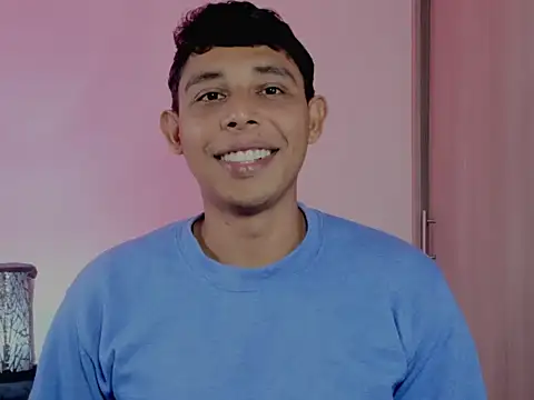 Snapshot of nilo2021 chatting on 03/25/26, 12:59 nilo2021 online show from 03/25/26, 12:59