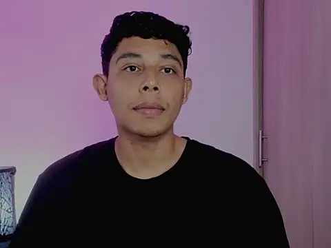 Snapshot of nilo2021 chatting on 03/28/26, 01:45 nilo2021 online show from 03/28/26, 01:45