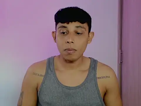 nilo2021 online show from 04/20/26, 09:27