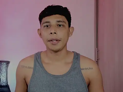 Snapshot of nilo2021 chatting on 03/27/26, 01:23 nilo2021 online show from 03/27/26, 01:23