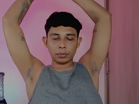 Snapshot of nilo2021 chatting on 03/27/26, 01:25 nilo2021 online show from 03/27/26, 01:25