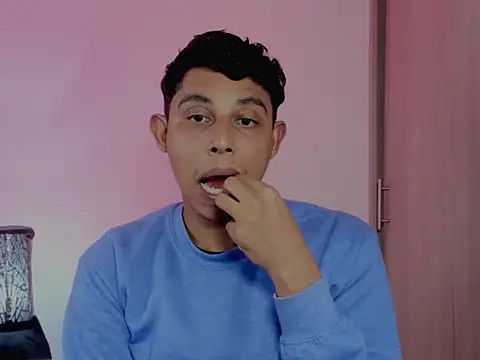 Snapshot of nilo2021 chatting on 03/26/26, 01:04 nilo2021 online show from 03/26/26, 01:04