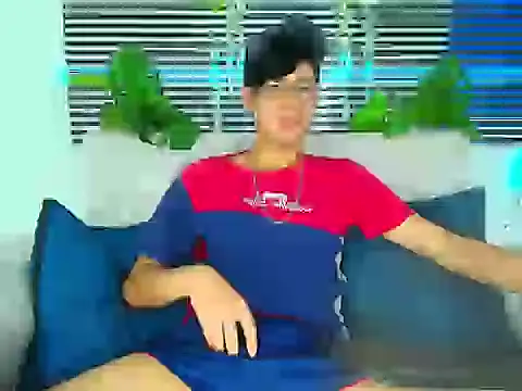 Snapshot of ThiiagoSaeenz chatting on 02/09/26, 04:05 ThiiagoSaeenz online show from 02/09/26, 04:05