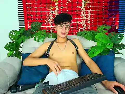 Snapshot of ThiiagoSaeenz chatting on 02/27/26, 04:29 ThiiagoSaeenz online show from 02/27/26, 04:29