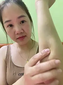 Snapshot of Baby-sexy69 chatting on 02/27/26, 02:45 Baby-sexy69 online show from 02/27/26, 02:45