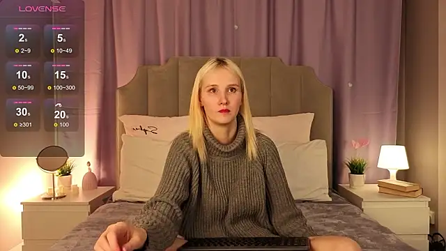 Snapshot of CrystalLili chatting on 02/28/26, 04:23 CrystalLili online show from 02/28/26, 04:23