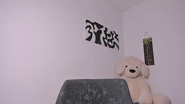 Nia13 online show from 03/11/26, 05:12