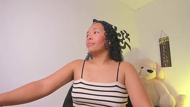 Nia13 online show from 02/26/26, 01:05