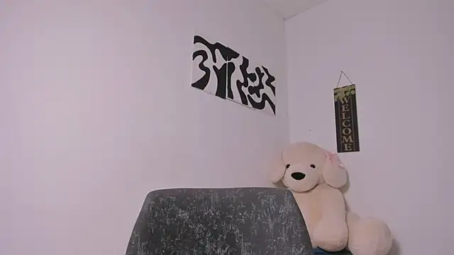 Nia13 online show from 03/31/26, 01:07