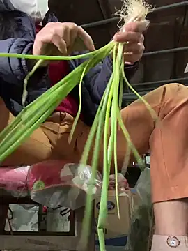 Snapshot of YANINA120 chatting on 02/03/26, 02:32 YANINA120 online show from 02/03/26, 02:32