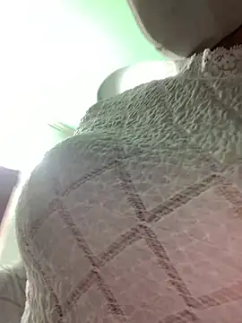 Snapshot of YANINA120 chatting on 02/18/26, 01:58 YANINA120 online show from 02/18/26, 01:58