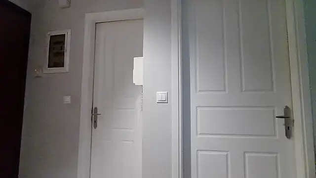 YoungforOld32 online show from 03/23/26, 09:09