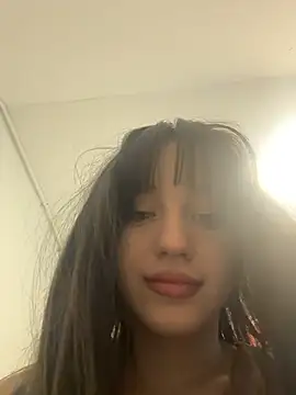 MiaTee online show from 05/20/26, 01:46
