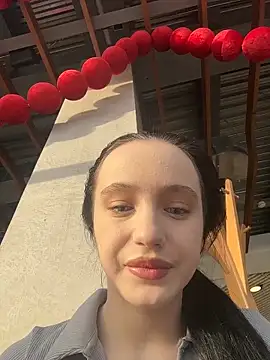 Snapshot of MiaTee chatting on 02/06/26, 04:08 MiaTee online show from 02/06/26, 04:08