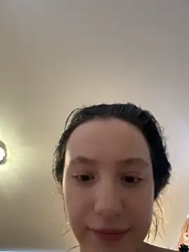 Snapshot of MiaTee chatting on 02/11/26, 04:45 MiaTee online show from 02/11/26, 04:45