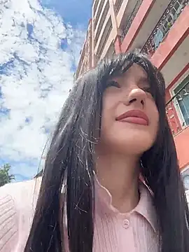 MiaTee online show from 05/14/26, 04:09