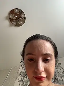 Snapshot of MiaTee chatting on 03/02/26, 05:08 MiaTee online show from 03/02/26, 05:08