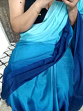 Snapshot of Secret_Bhabhi chatting on 02/17/26, 04:54 Secret Bhabhi online show from 02/17/26, 04:54