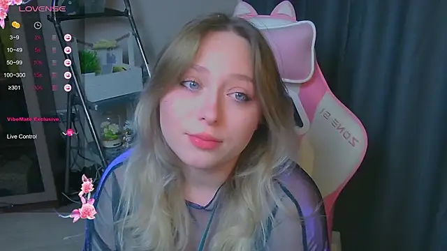 Emiliaaah online show from 02/11/26, 11:10