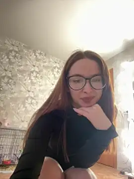 Snapshot of MalliSun chatting on 02/02/26, 12:15 MalliSun online show from 02/02/26, 12:15