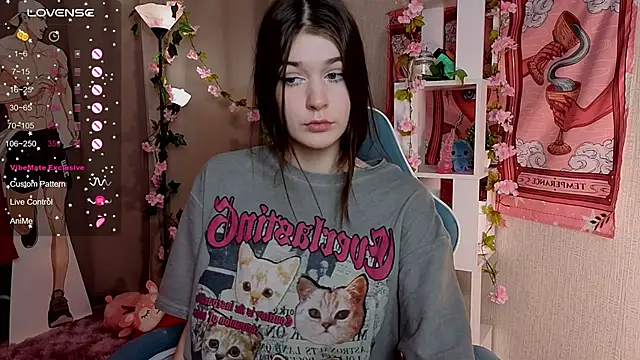 Snapshot of Sea_Siren chatting on 02/06/26, 07:15 Sea Siren online show from 02/06/26, 07:15