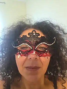 Snapshot of CurvyTurkishAsena_xx chatting on 02/14/26, 10:15 CurvyTurkishAsena xx online show from 02/14/26, 10:15